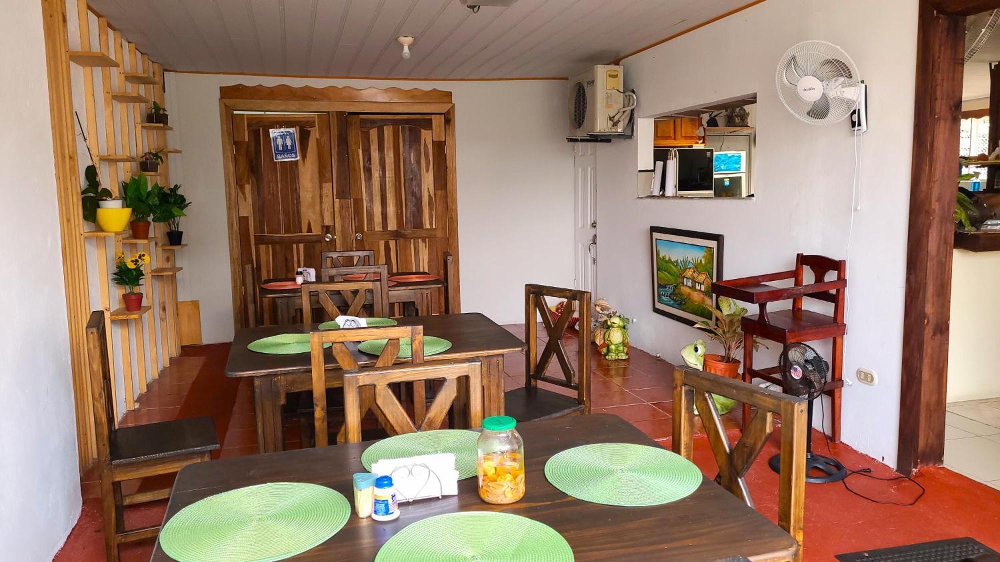 Tico Bed & Breakfast Ла Фортуна Экстерьер фото