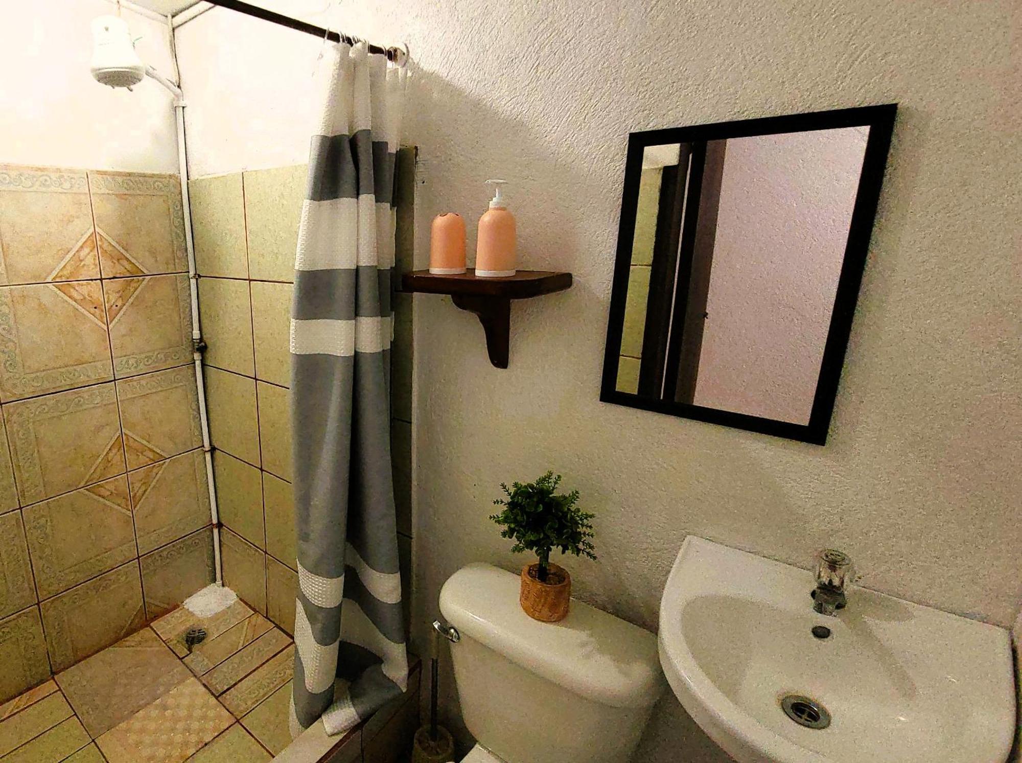 Tico Bed & Breakfast Ла Фортуна Экстерьер фото